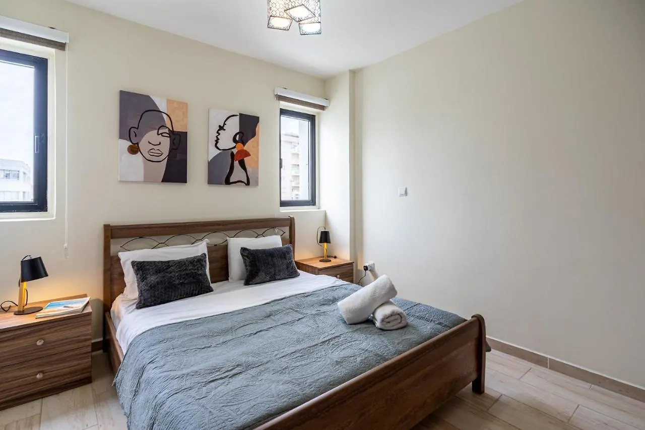 Celeste 3-Bedroom Apartment In Larnaca 0*,  Cypern